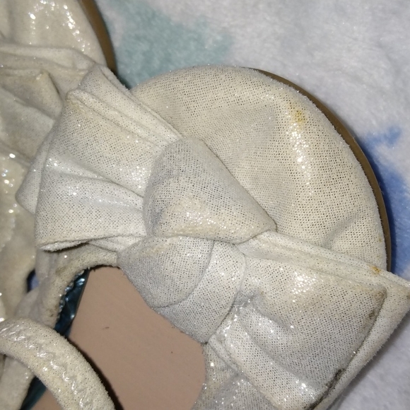 Tevolio slippers baby toddlers shoes size 5 gold new without tags - Picture 4 of 8